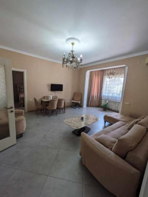 batumi apartment for 6 persons
